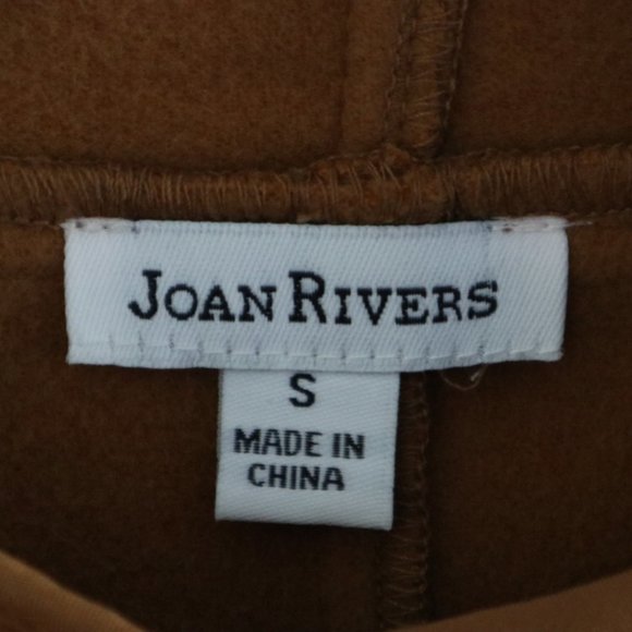 🌸SALE🌸 Joan Rivers Cape - Picture 7 of 12